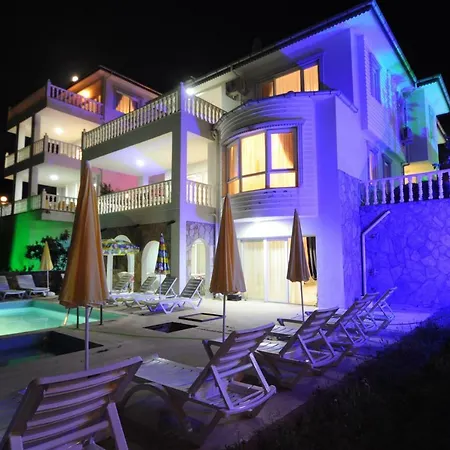 Villa Lux White 2
